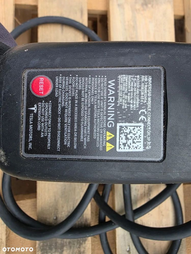 KABEL DO ŁADOWANIA TYPE 2 TESLA 1058220-02-E - 3
