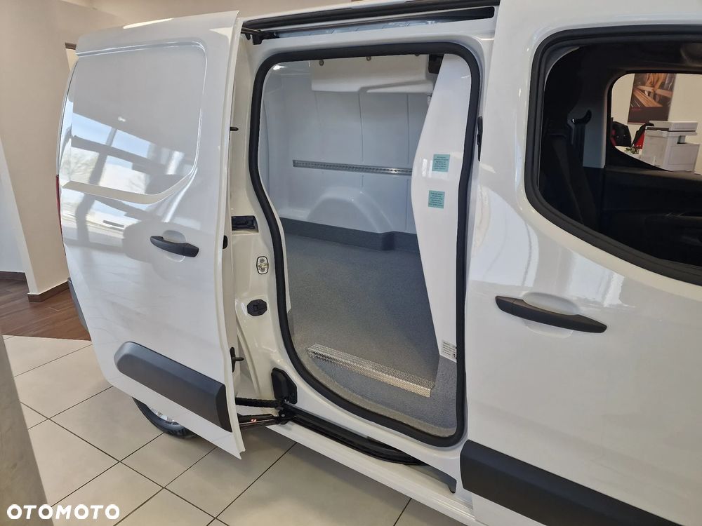 Toyota Proace City - 11