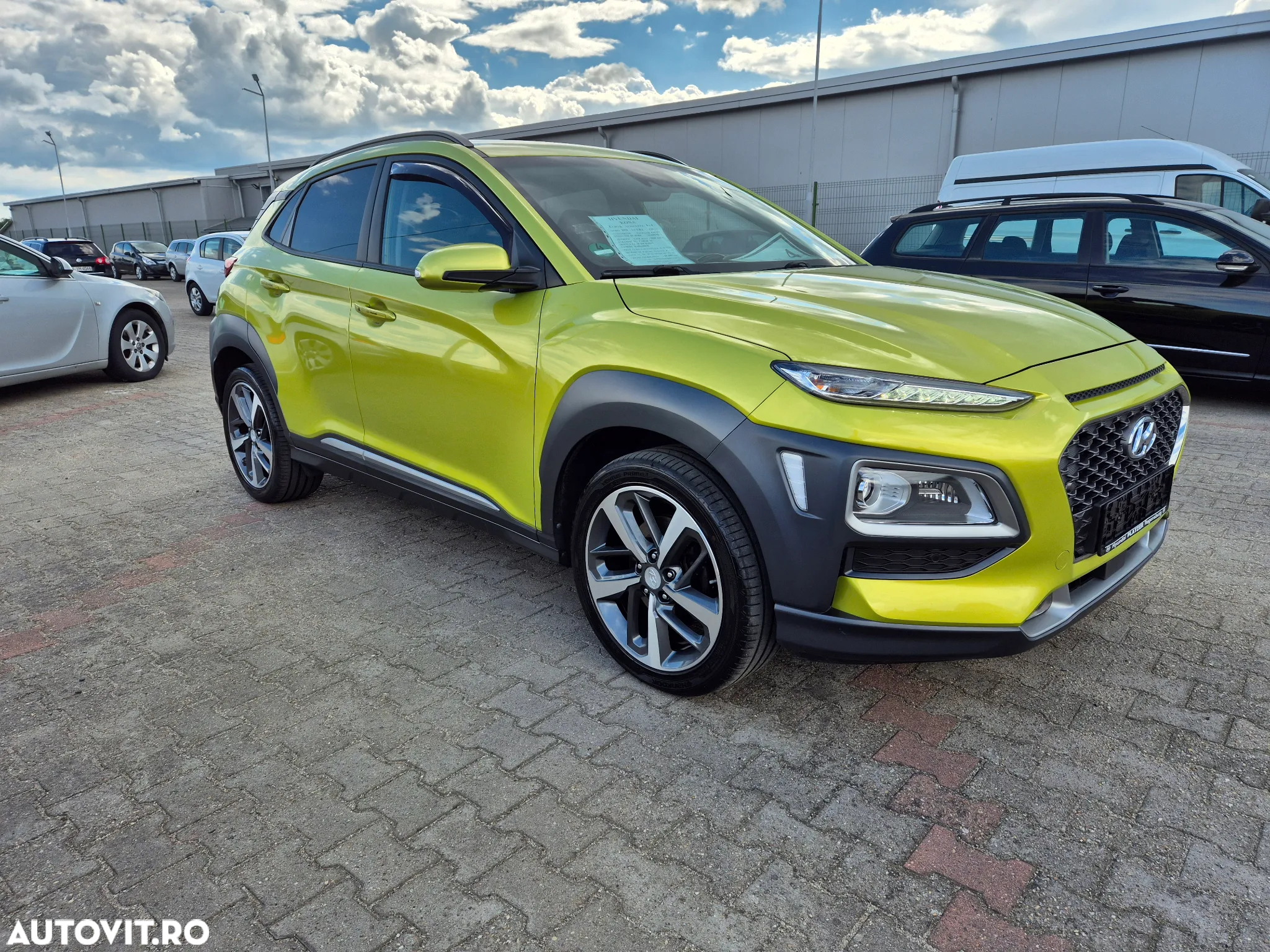 Hyundai KONA 1.6 CRDi 4WD 7DCT Luxury - 3