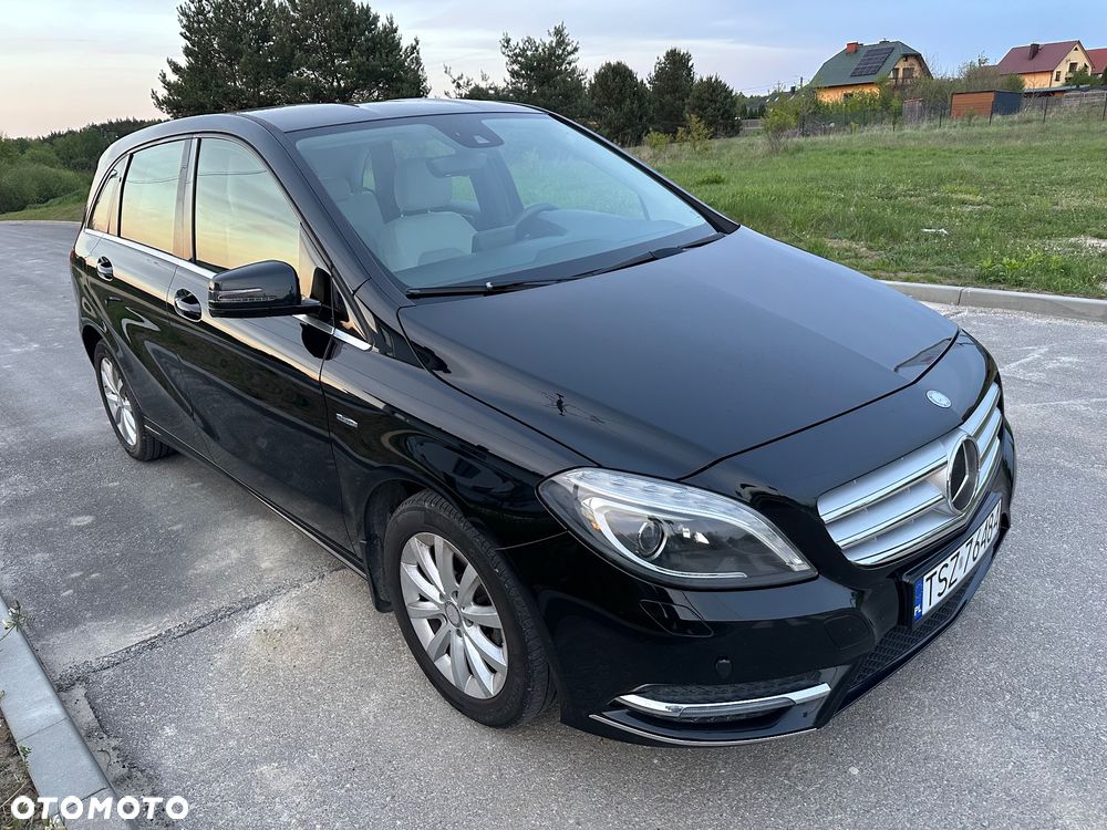 Mercedes-Benz Klasa B 180 BlueEFFICIENCY Edition Style - 8