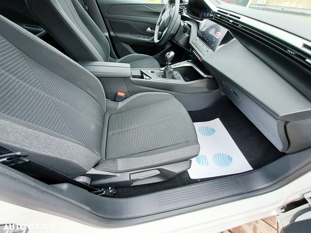 Peugeot 308 1.2L PureTech S&S BVM6 Active Pack - 12