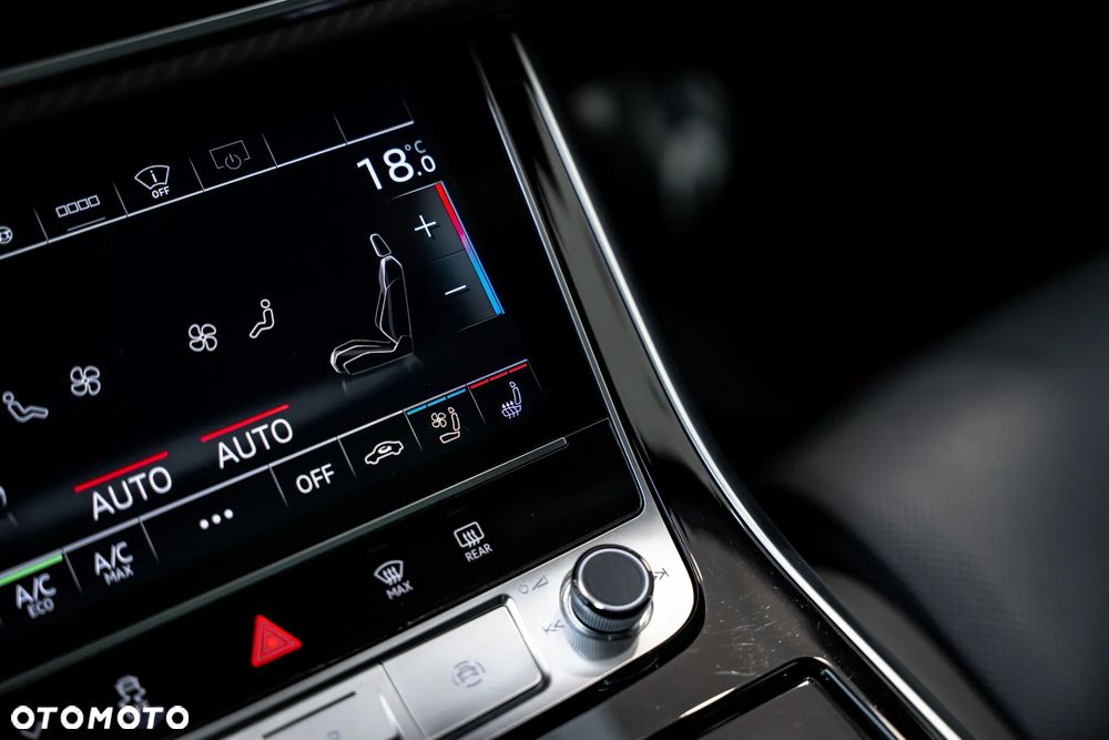 Audi SQ8 - 33