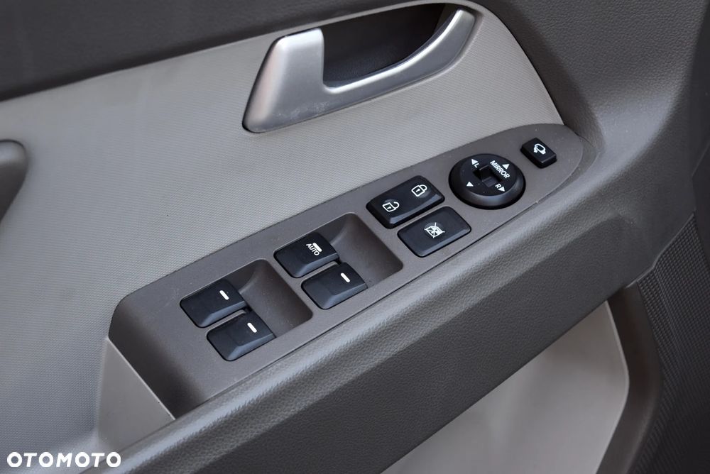 Kia Sportage 2.0 CRDI L AWD - 16