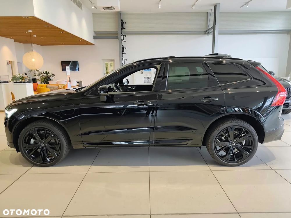 Volvo XC 60 T6 Plug-In Hybrid AWD Plus Black Edition - 14