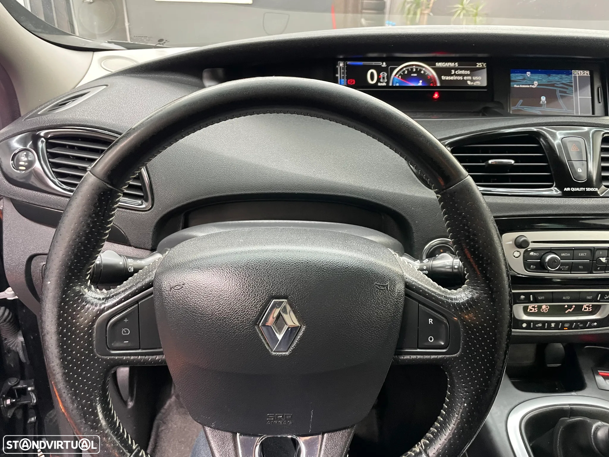 Renault Grand Scénic 1.5 dCi Bose Edition SS - 8