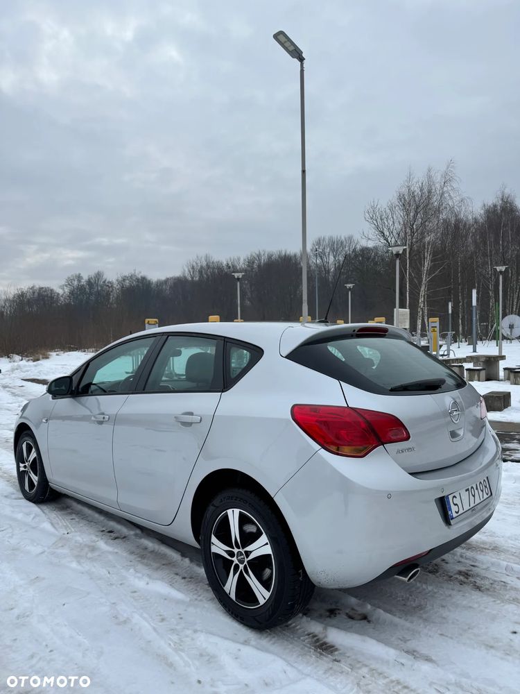 Opel Astra 1.4 Turbo Cosmo - 1