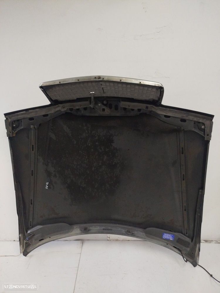 Capot Mercedes-Benz Três Volumes (W124) - 5