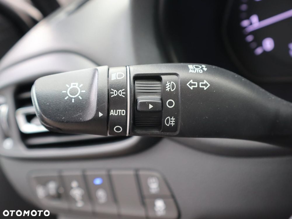 Hyundai i30 1.5 T-GDI 48V Comfort DCT - 19