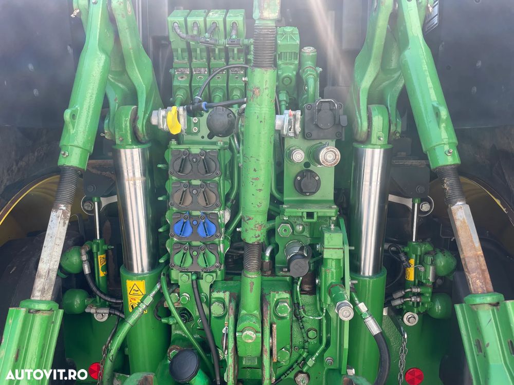 John Deere 6250R - 10