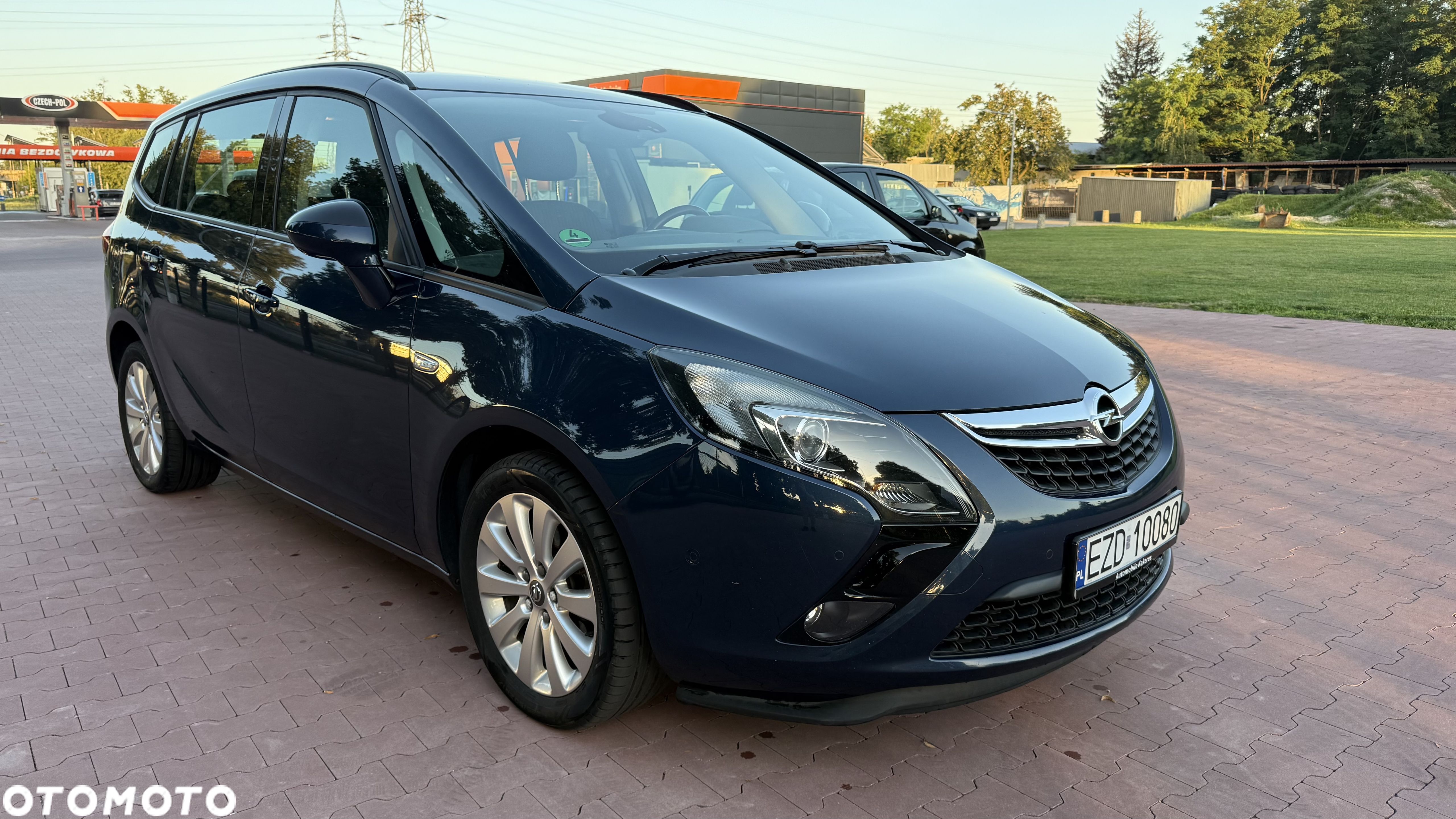 Opel Zafira Tourer 1.4 Turbo Edition - 1