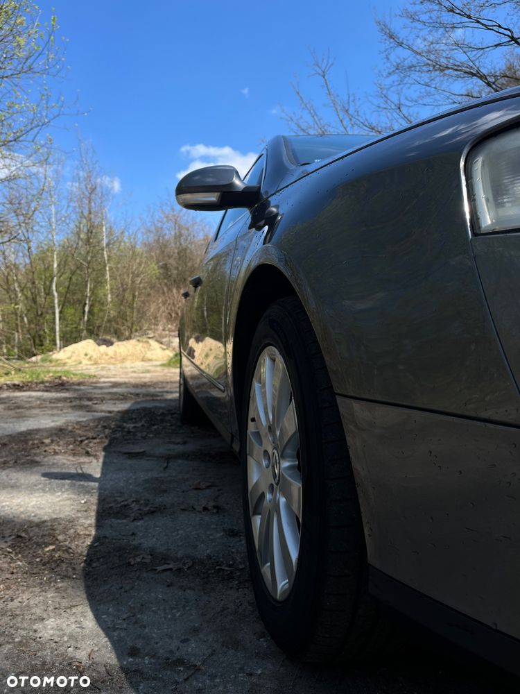 Volkswagen Passat 2.0 TDI Comfortline - 3