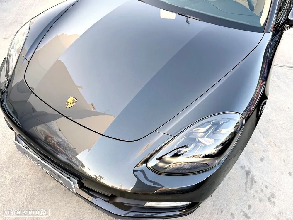 Porsche Panamera 4 E-Hybrid Platinum Edition - 55