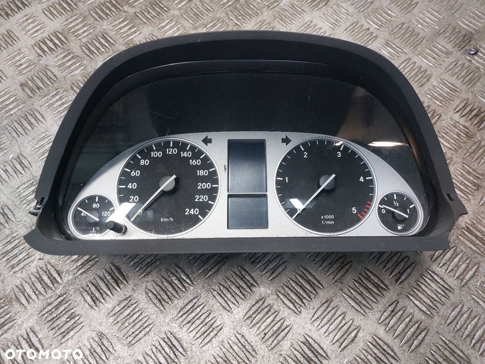 LICZNIK ZEGARY MERCEDES-BENZ W245 B180 CDI 1694401011 - 1