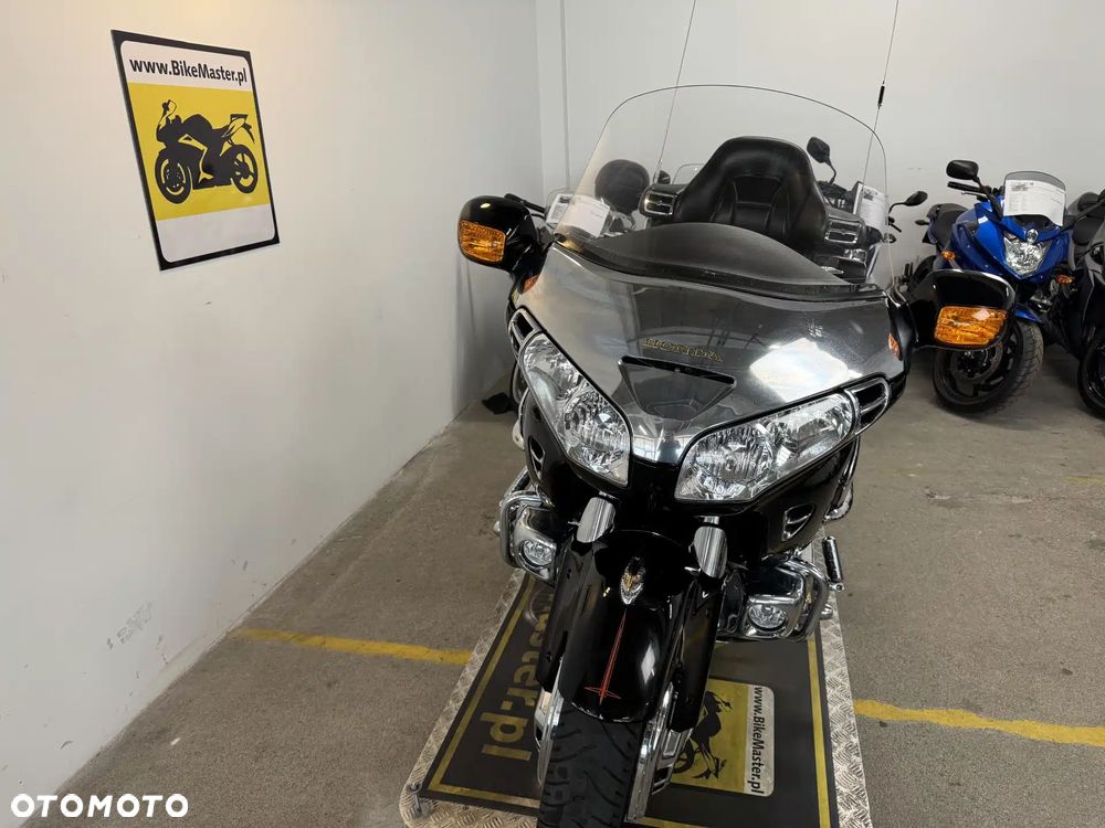 Honda GL - 35