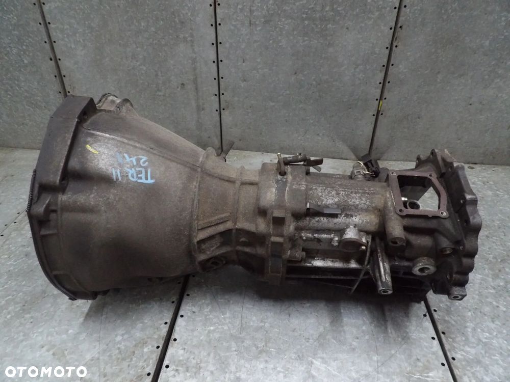 NISSAN TERRANO II 2,4 12V SKRZYNIA BIEGÓW - 12