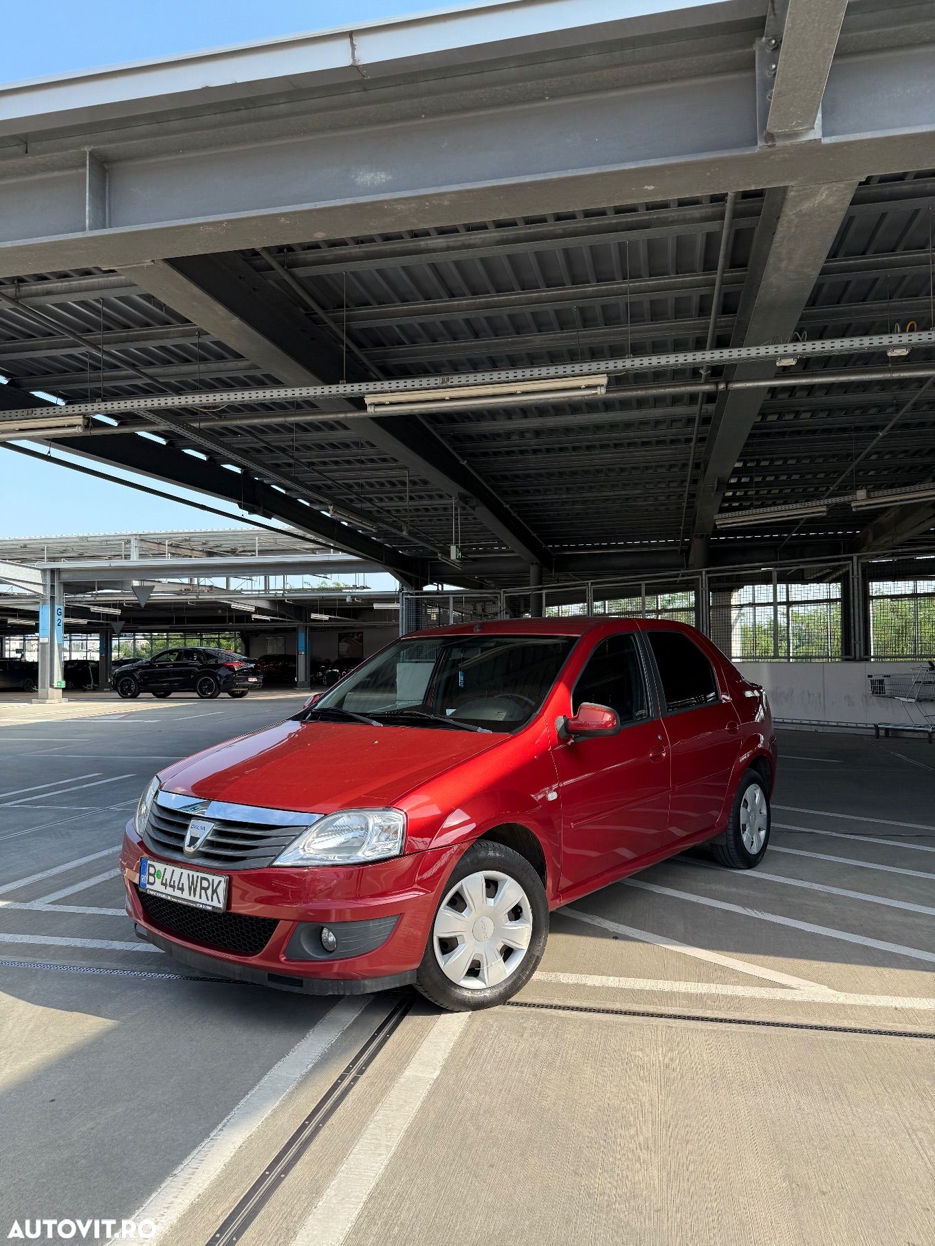 Dacia Logan 1.2 16V GPL Laureate - 1