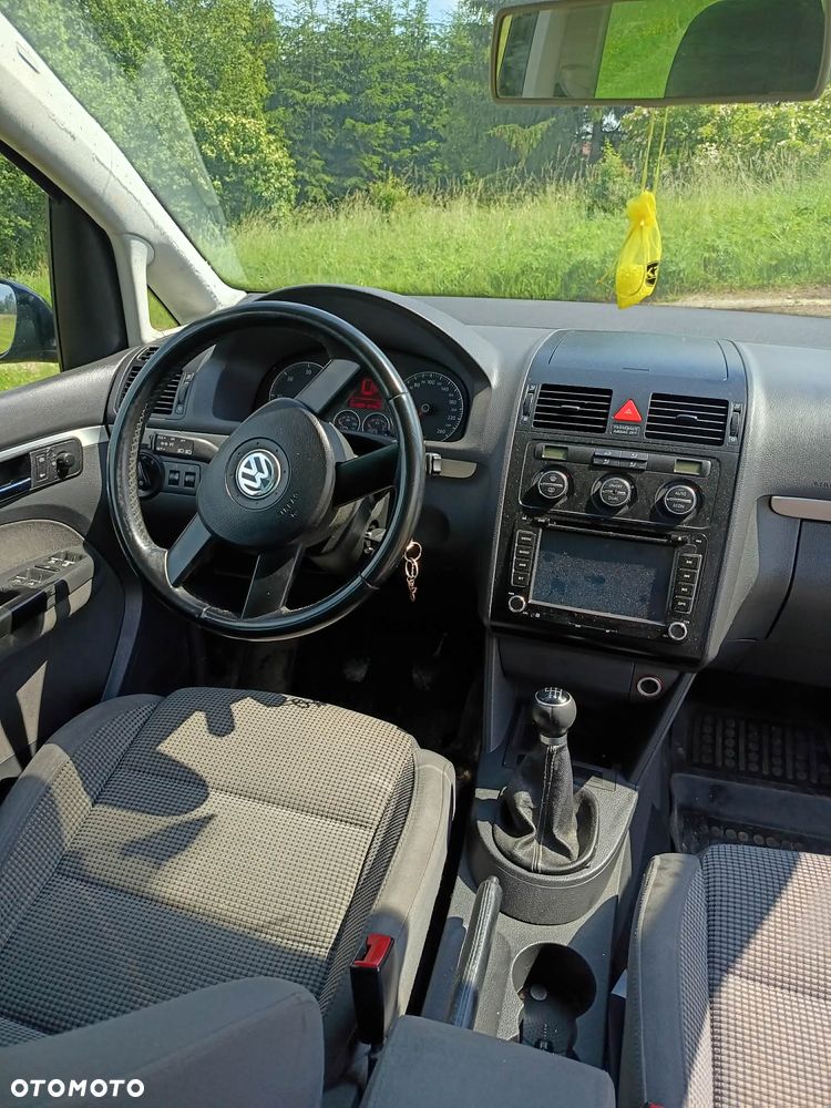 Volkswagen Touran 1.9 TDI Q-Line - 5
