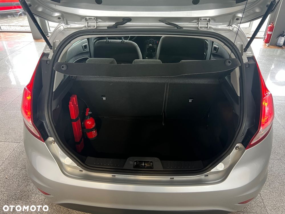 Ford Fiesta 1.25 Silver X (Trend) EU6 - 13