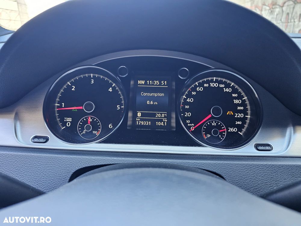 Volkswagen Passat Alltrack - 11