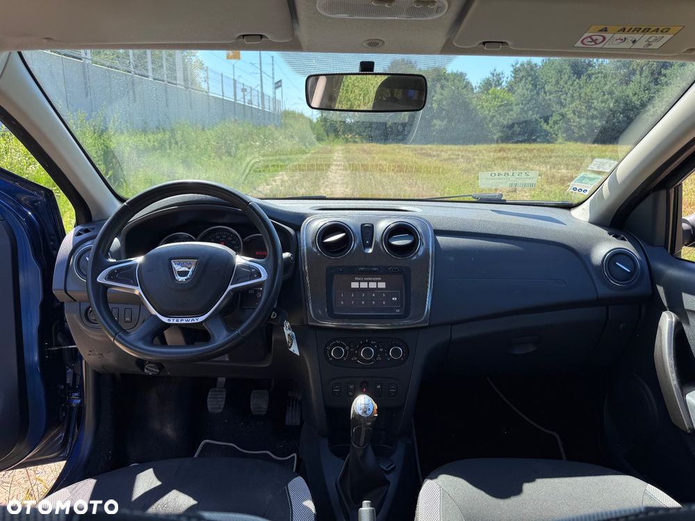 Dacia Sandero Stepway TCe 90 (S&S) Celebration - 14