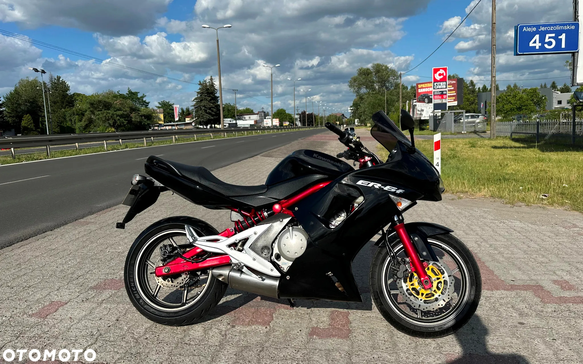 Kawasaki ER - 10