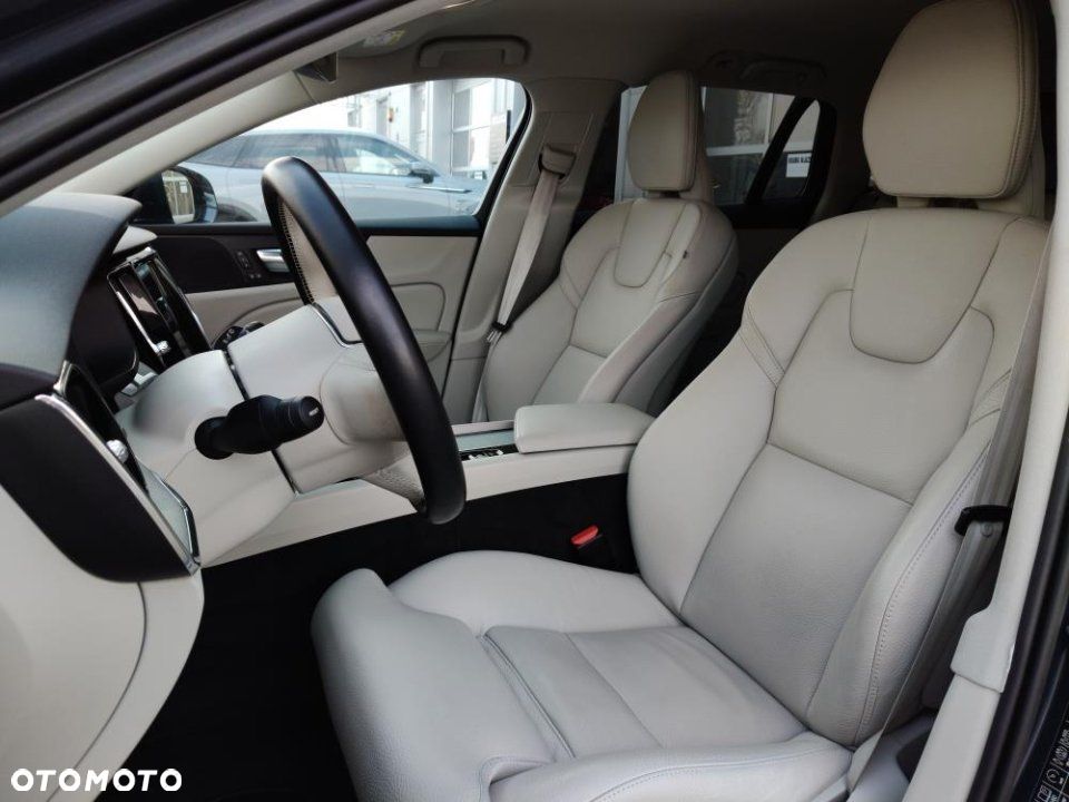 Volvo V60 - 17