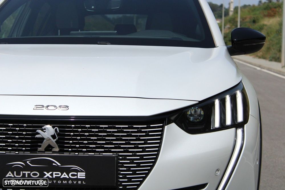 Peugeot e-208 50 kWh GT Pack - 3