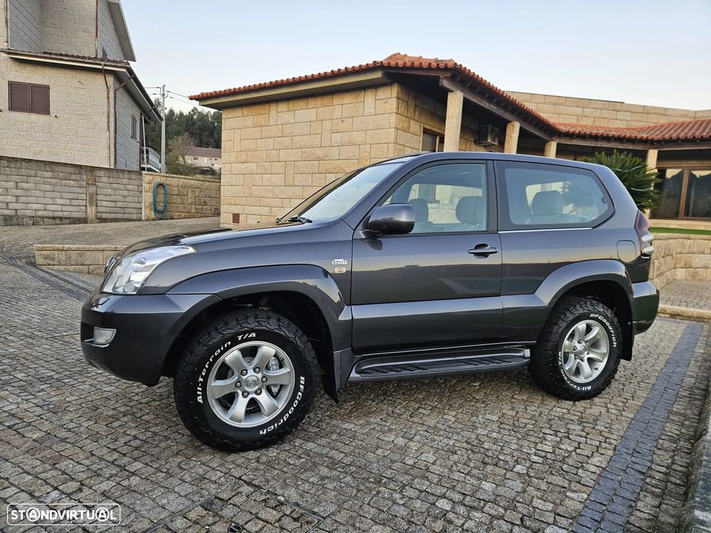 Toyota Land Cruiser 3.0 D-4D - 3