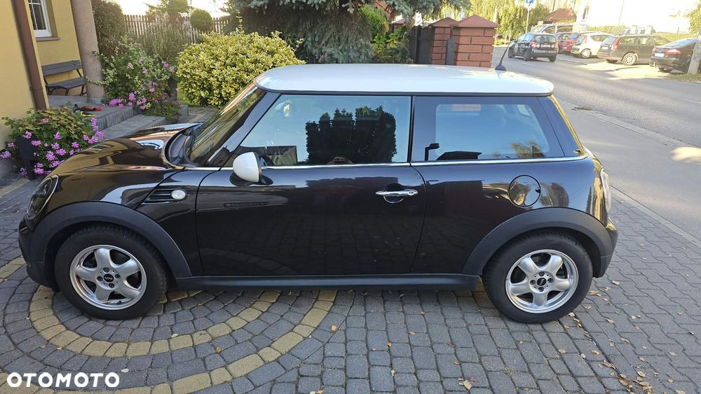 MINI ONE Standard - 8