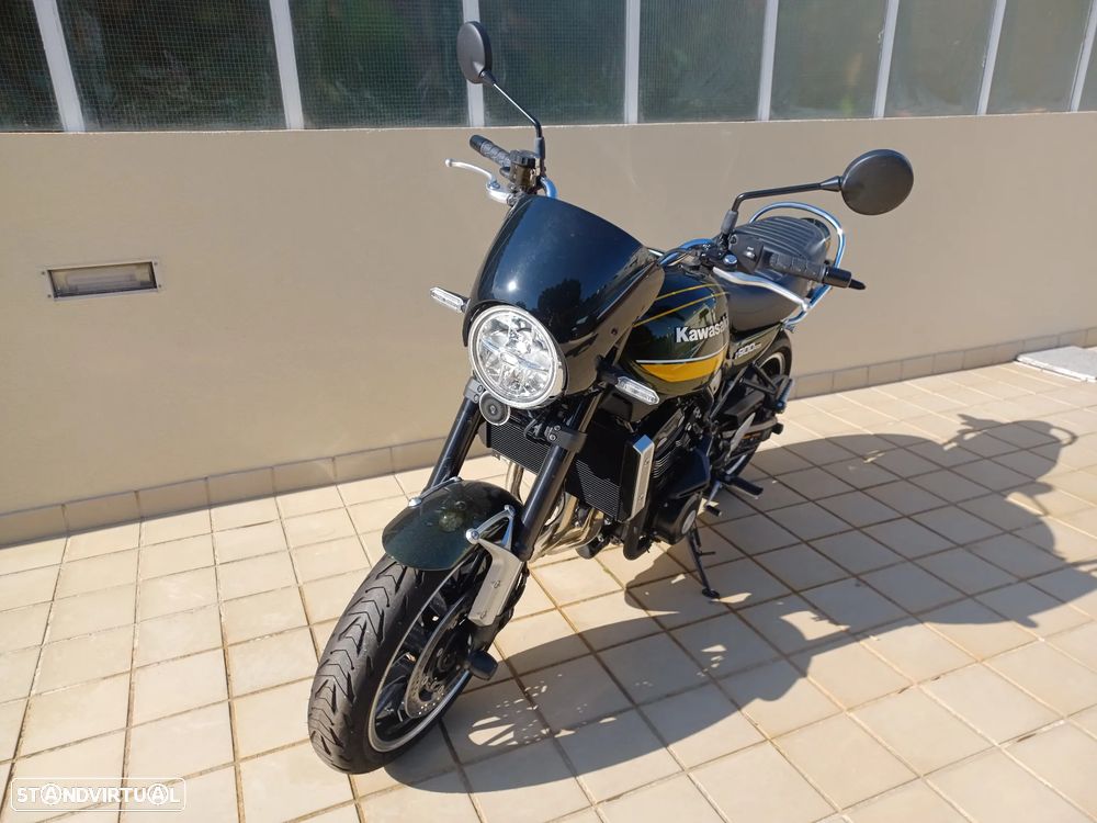 Kawasaki ZR - 9