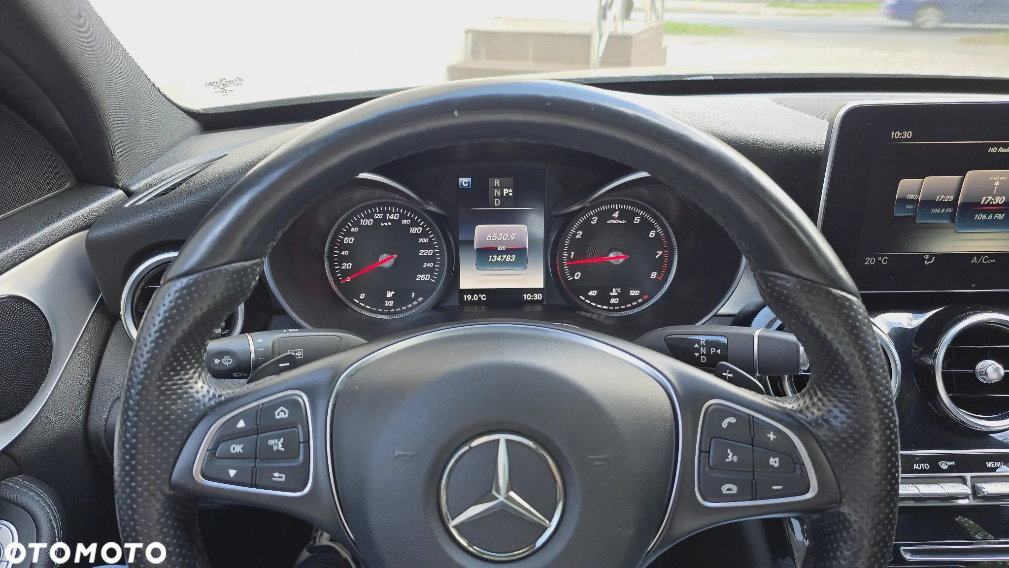 Mercedes-Benz Klasa C 300 7G-TRONIC AMG Line - 21
