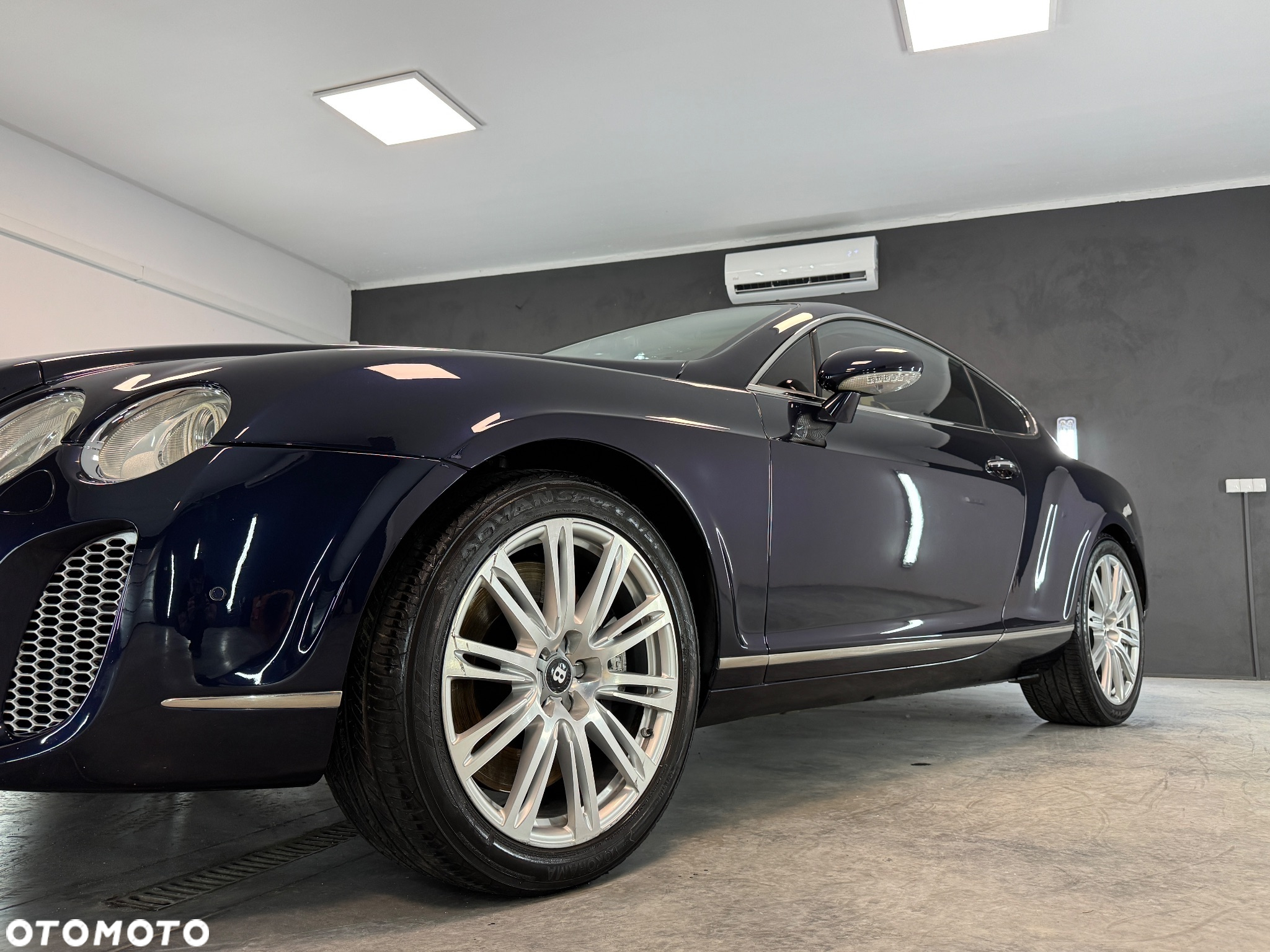 Bentley Continental GT - 2