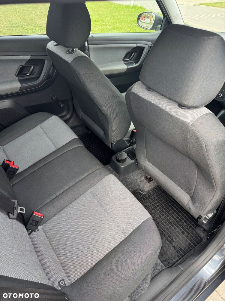 Skoda Fabia 1.2 HTP - 12