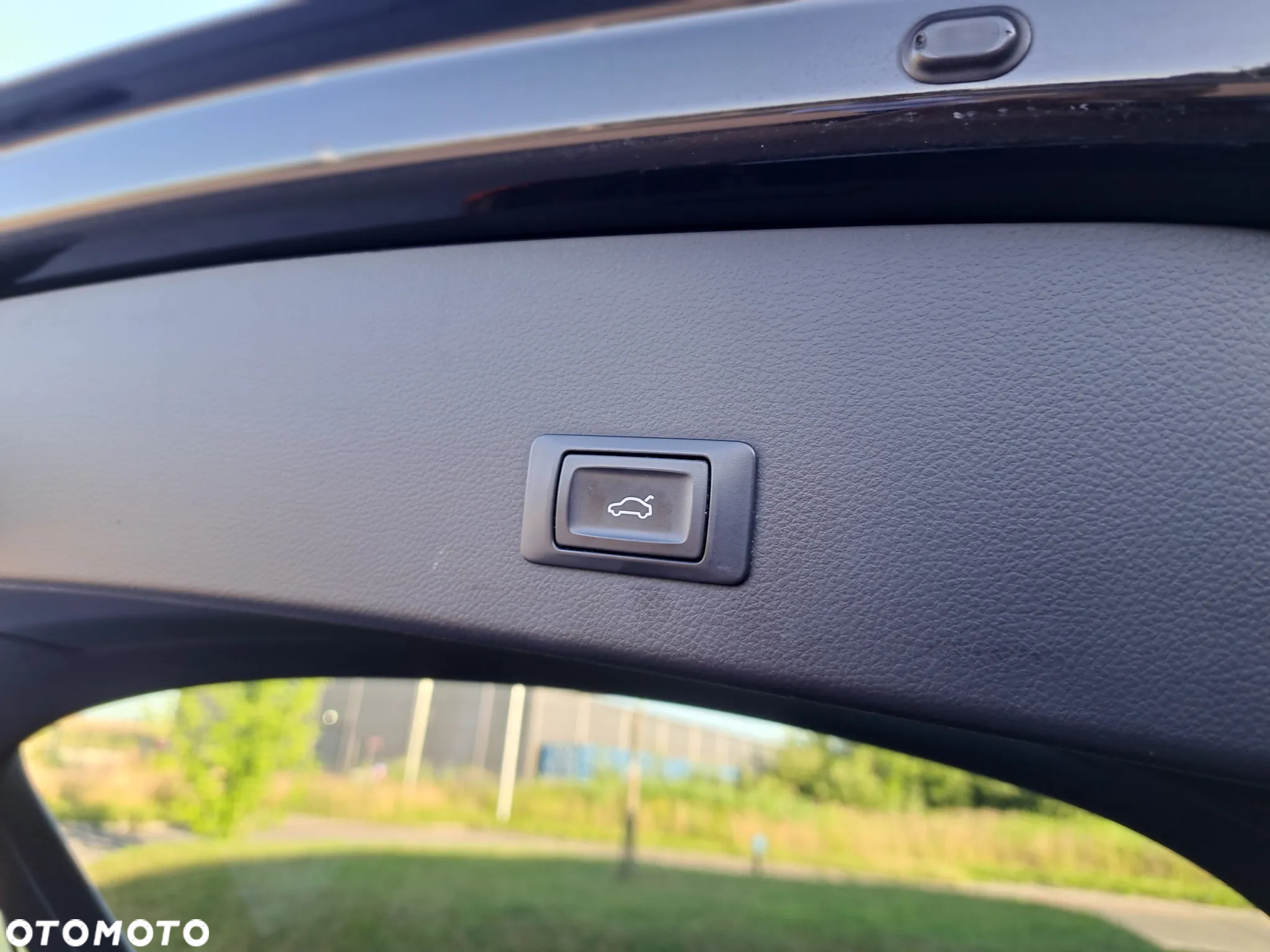 Audi A6 Avant 2.0 TDI Ultra S tronic - 15