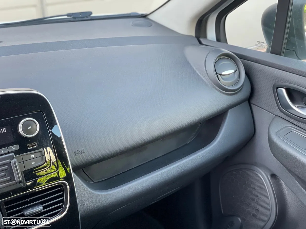 Renault Clio 1.5 DCi Comercial 2L - 10