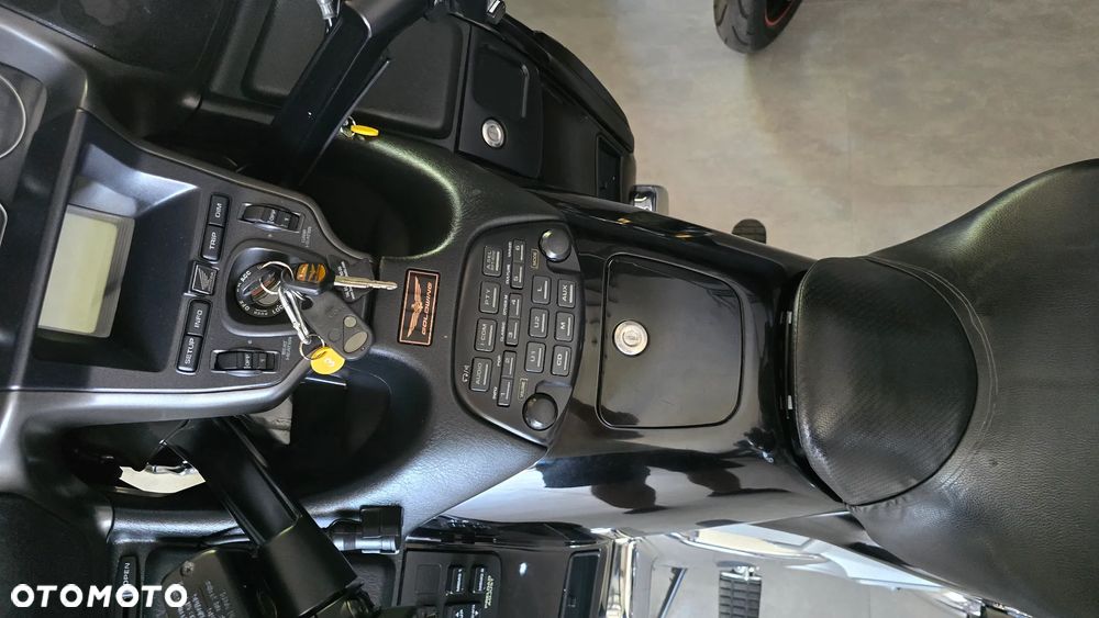 Honda GL - 13