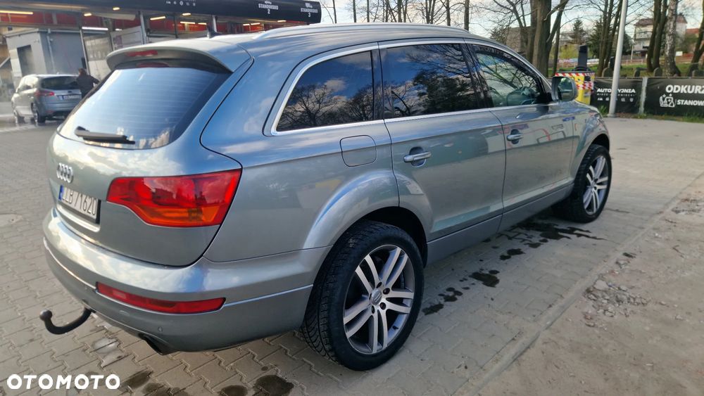Audi Q7 - 11