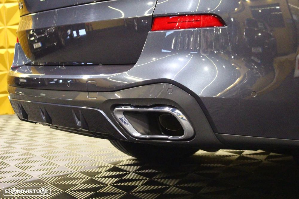 BMW X5 45 e xDrive Pack M - 12