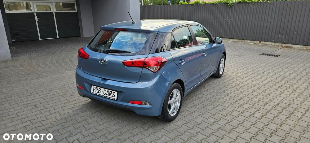 Hyundai i20 1.2 Elegant - 4