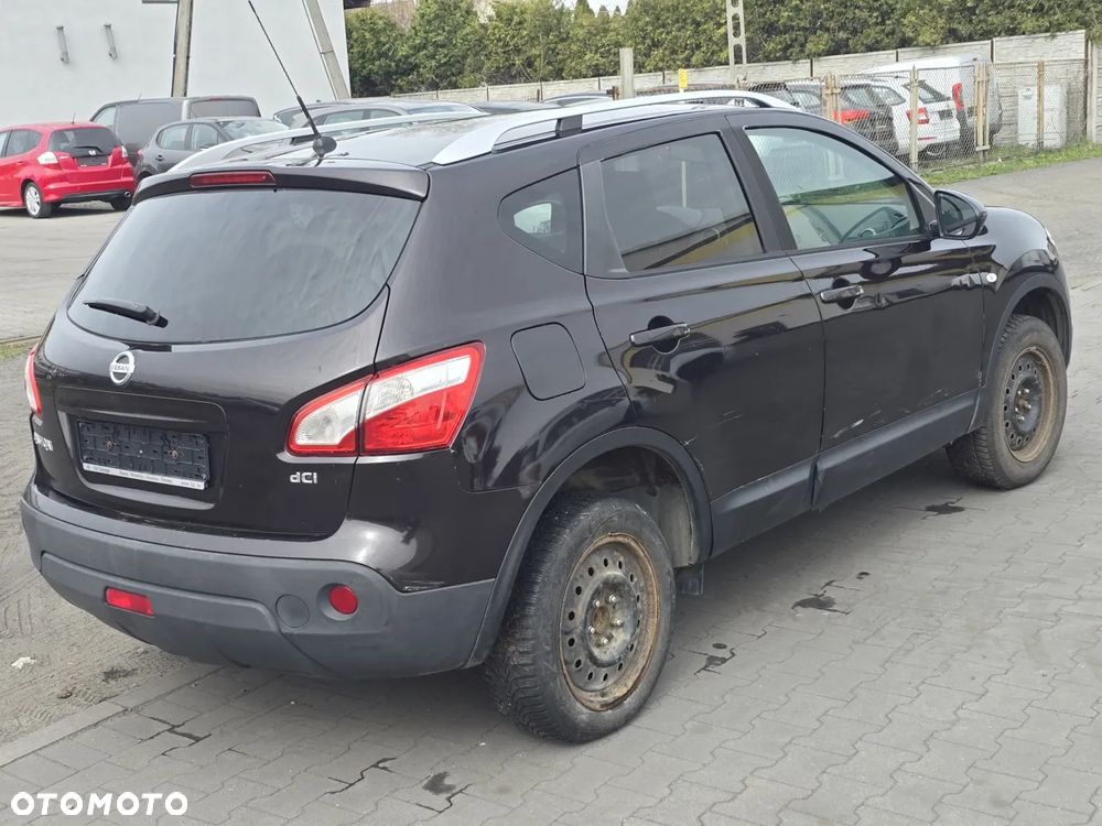 Nissan Qashqai 1.5 dCi DPF 360 - 5
