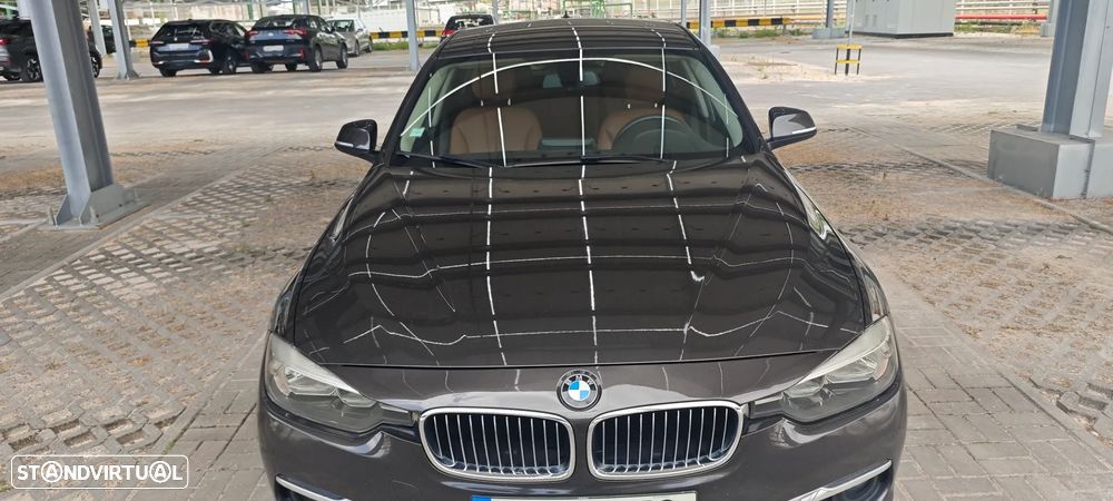BMW 320 d EfficientDynamics Auto - 3