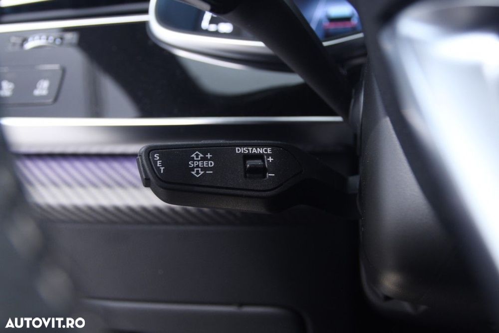 Audi RS Q8 4.0 TFSI quattro MHEV Tiptronic - 35