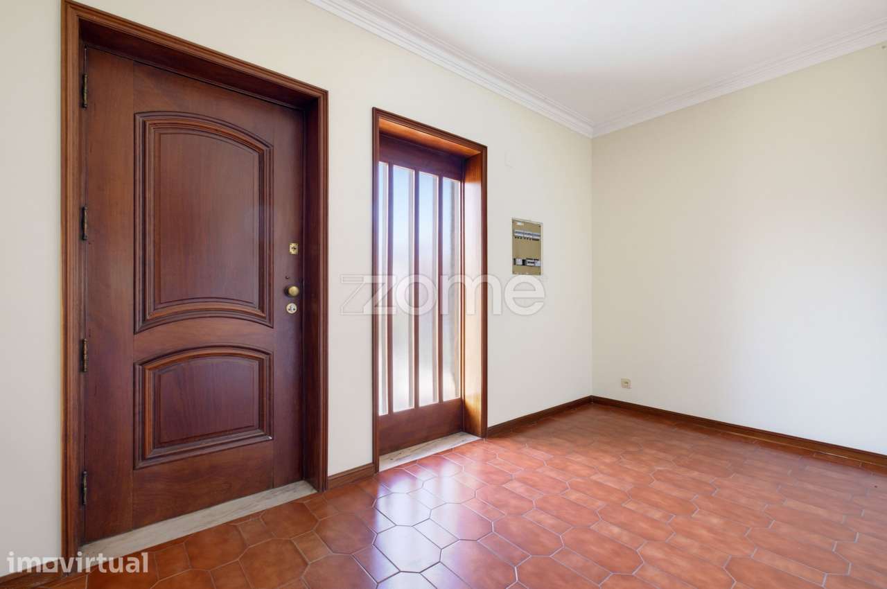 Moradia T4 / T5 com Garagem | Quinta das Rosas, Vilar do Paraíso - Grande imagem: 5/60