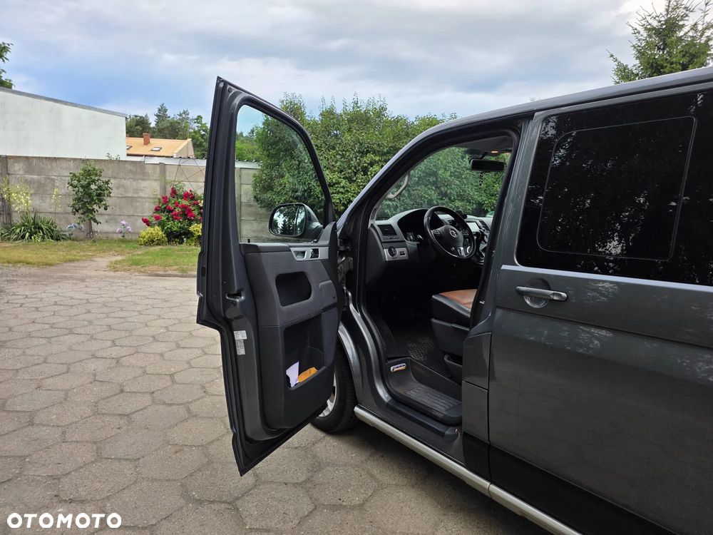 Volkswagen Multivan - 7