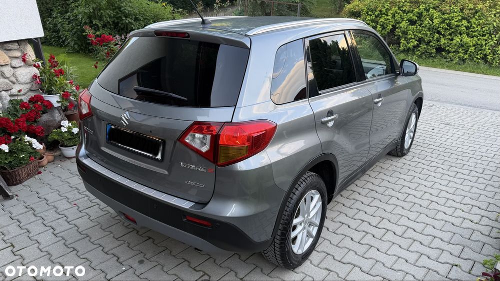 Suzuki Vitara - 3