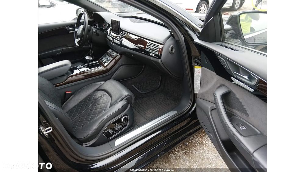 Audi A8 4.0 TFSI L Quattro - 9