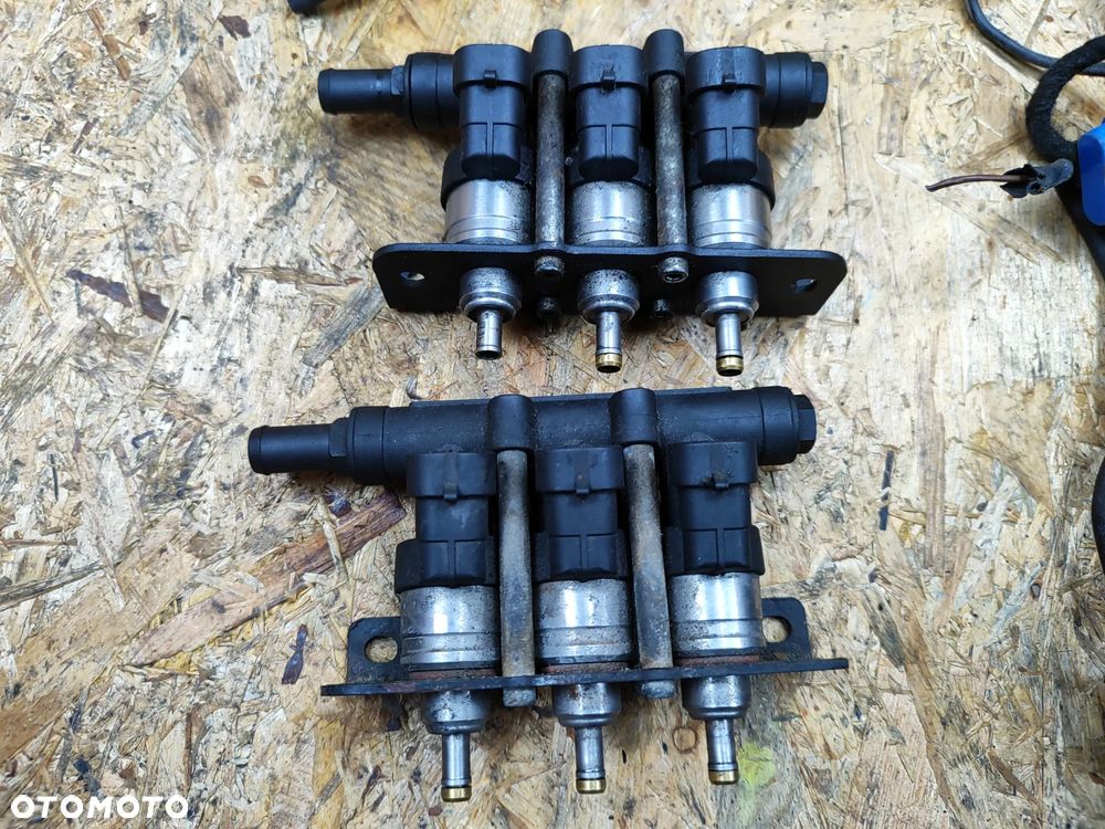 Instalacja gazowa sekwencyjna 6- cylindrów, LPGTech Tech-326 reduktor (wydajny) listwy wtryskiwaczy x6 map sensor PTS-01 wiązka - 4