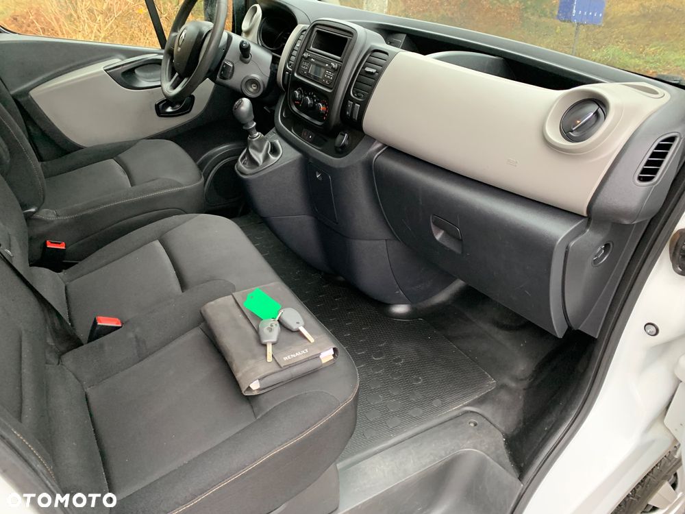 Renault Trafic - 22