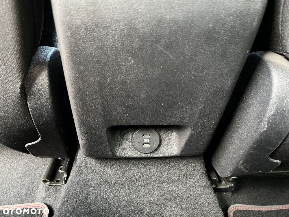 Ford Focus 1.0 EcoBoost mHEV ST-Line X - 15