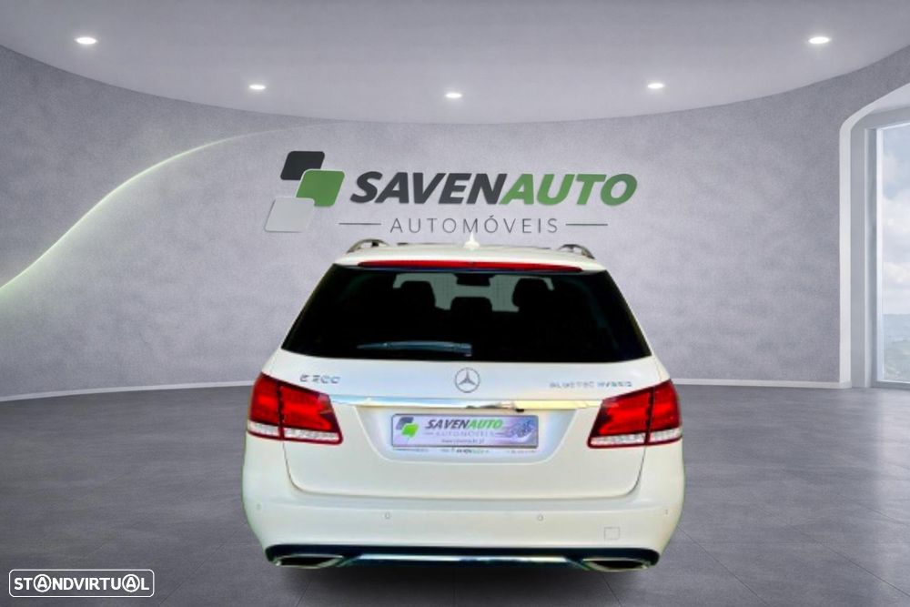 Mercedes-Benz E 300 Bluetec Hybrid Avantgarde - 26